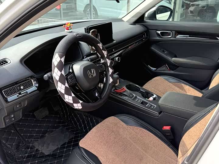 Фото 6 - Honda Civic