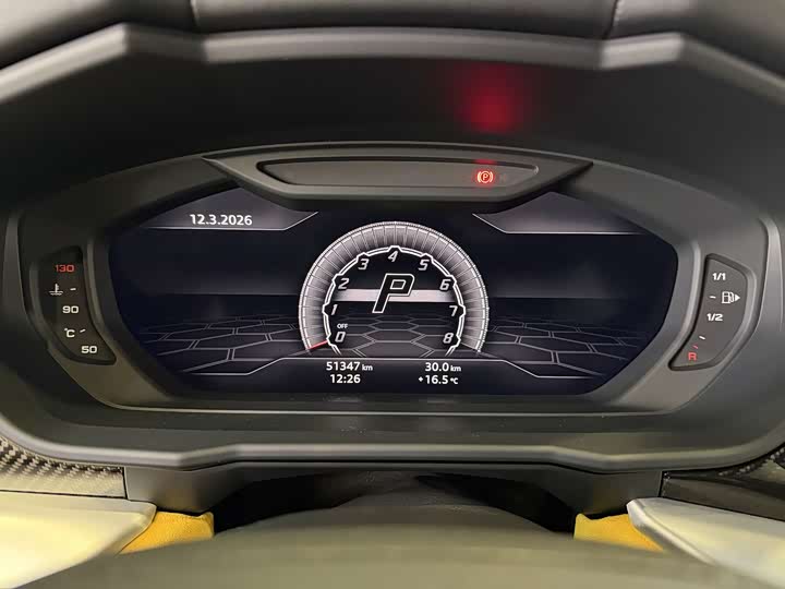 Фото 8 - Lamborghini Urus