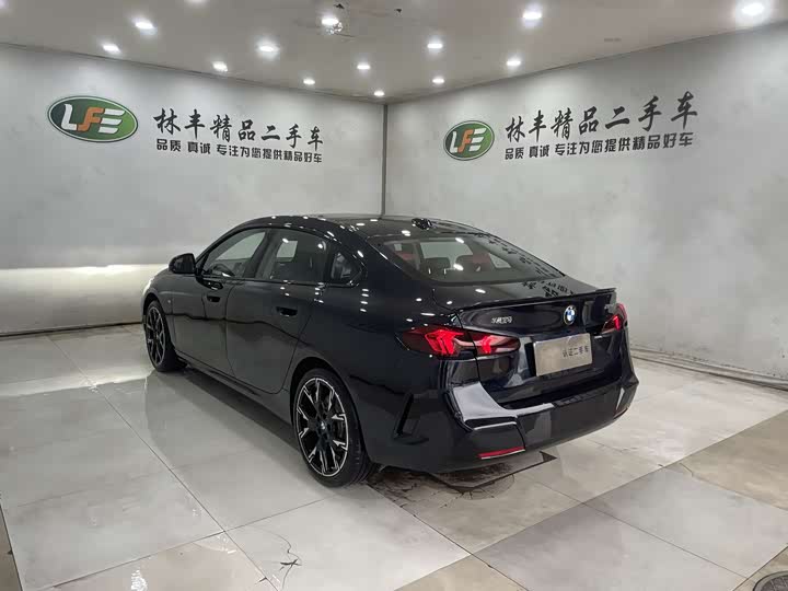 Photo 7 - BMW 2 Series