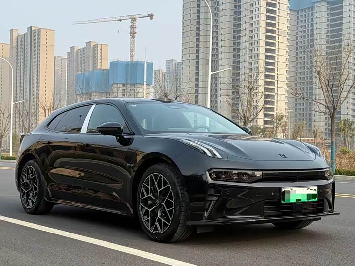 Фото 1 - Zeekr 001