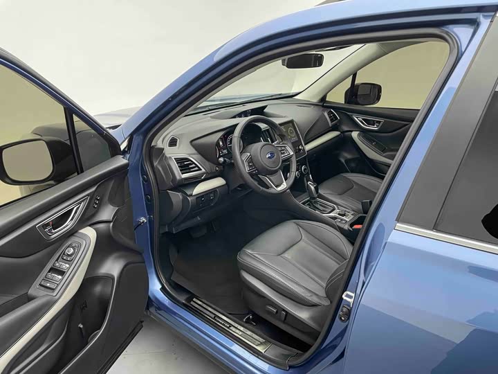 Photo 9 - Subaru Forester