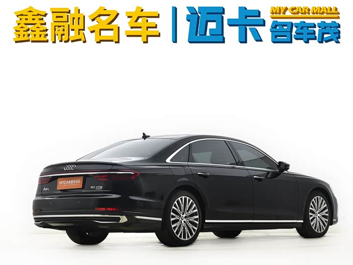 Фото 3 - Audi A8