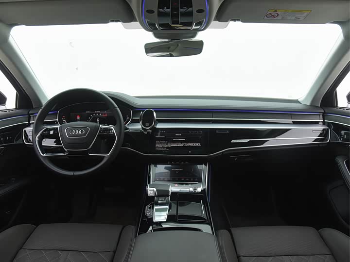Фото 8 - Audi A8