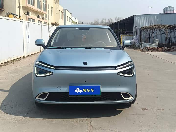 Фото 2 - Dongfeng Yipai 01