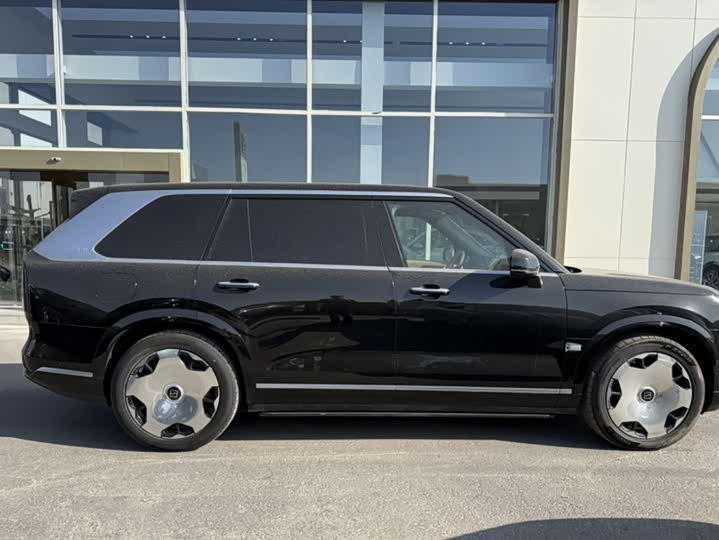 Фото 4 - Zeekr 9X