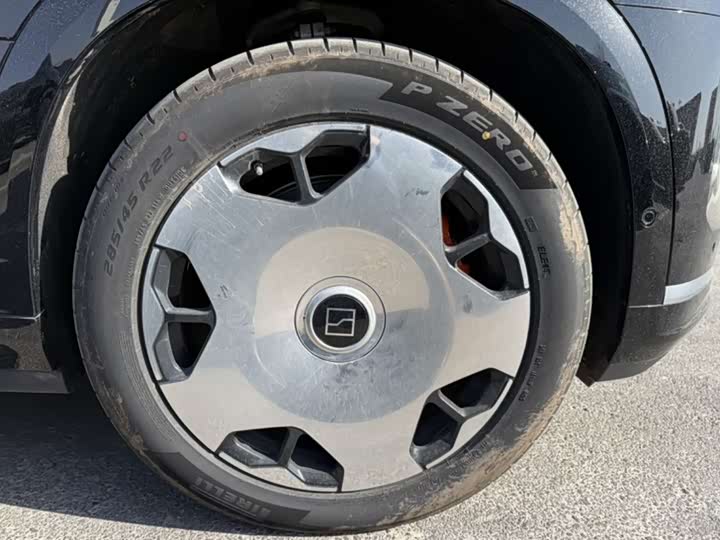 Фото 5 - Zeekr 9X