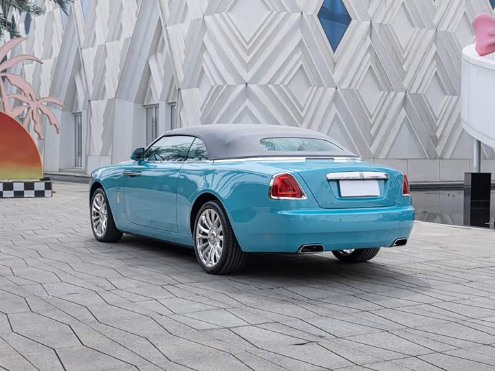 Photo 6 - Rolls-Royce Dawn