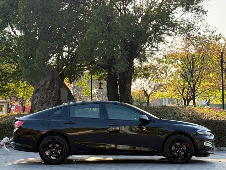 Фото 4 - Chevrolet Malibu XL