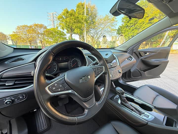 Фото 9 - Chevrolet Malibu XL