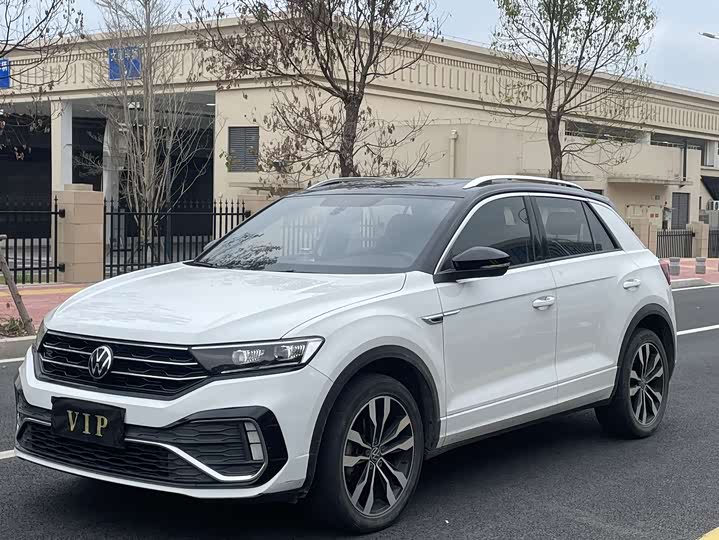 Фото 1 - Volkswagen T-Roc