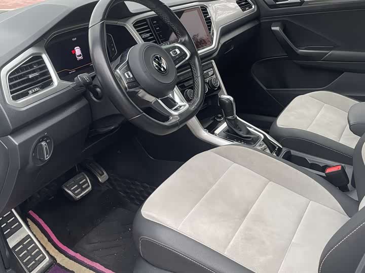 Фото 4 - Volkswagen T-Roc