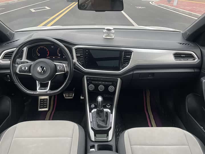 Фото 6 - Volkswagen T-Roc