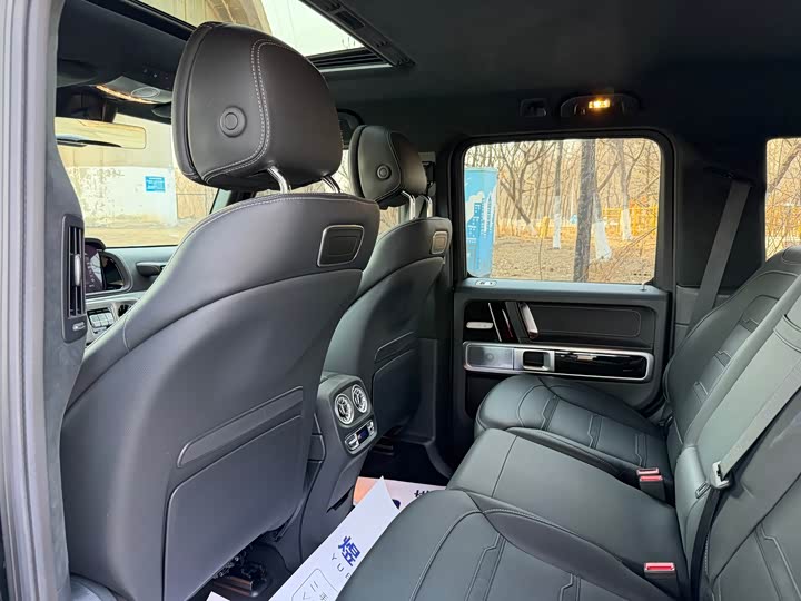 Фото 7 - Mercedes-Benz G-Class AMG