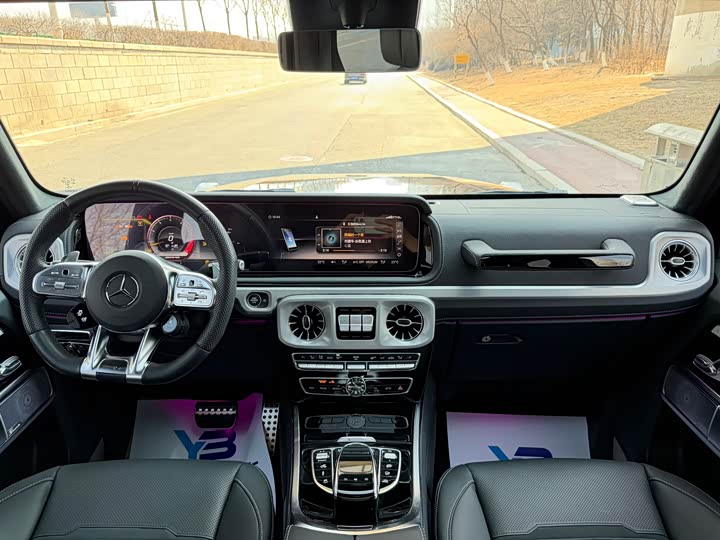 Фото 8 - Mercedes-Benz G-Class AMG