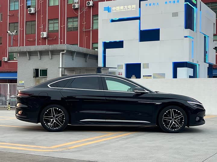 Фото 8 - BYD Han