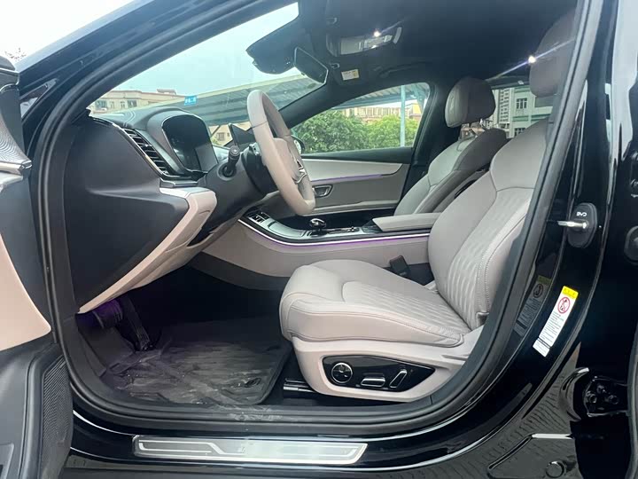 Фото 9 - BYD Han