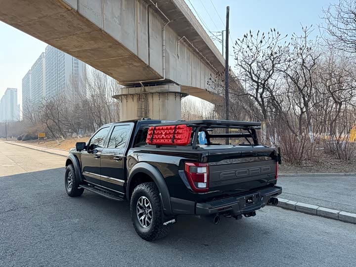 Photo 4 - Ford F-150 Raptor