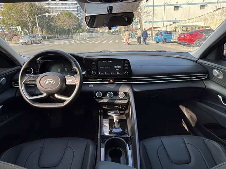 Фото 6 - Hyundai Elantra N line