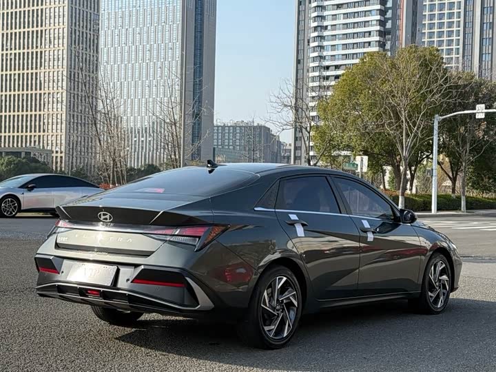 Фото 9 - Hyundai Elantra N line