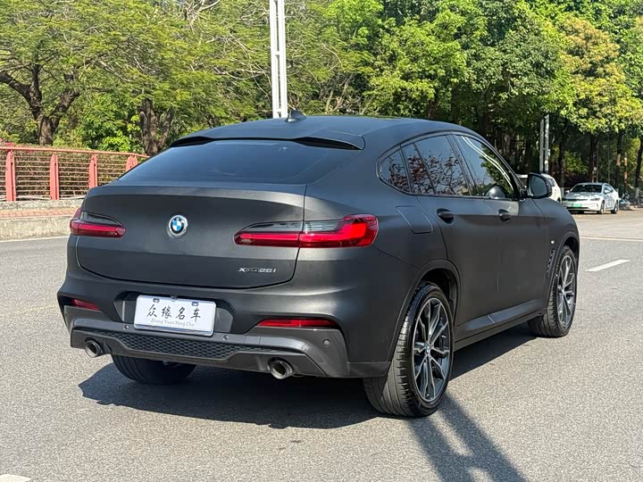 Фото 6 - BMW X4