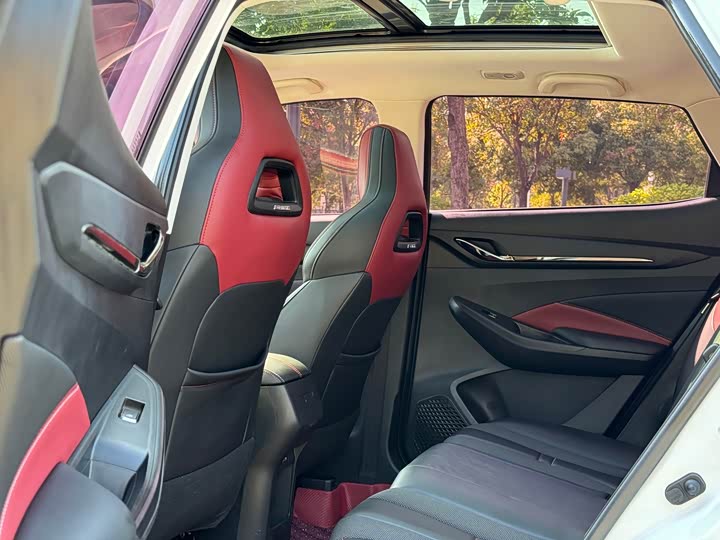 Фото 9 - Changan Oshan X5