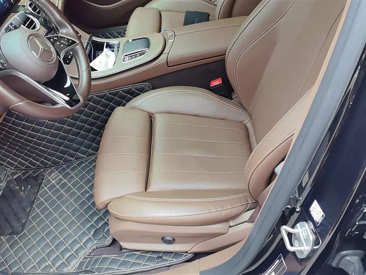 Фото 9 - Mercedes-Benz E-Class Hybrid