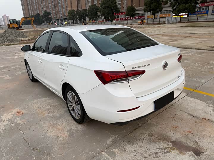 Фото 8 - Buick Excelle GT