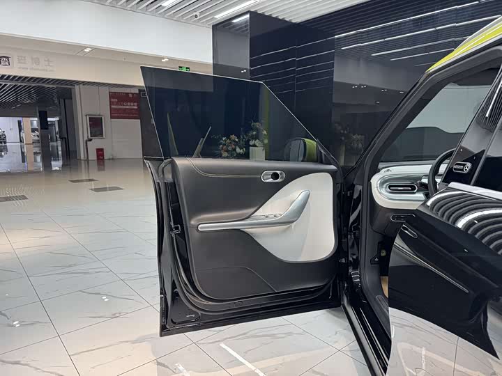 Фото 6 - Smart #1