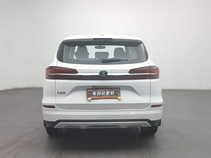 Фото 4 - BYD Song