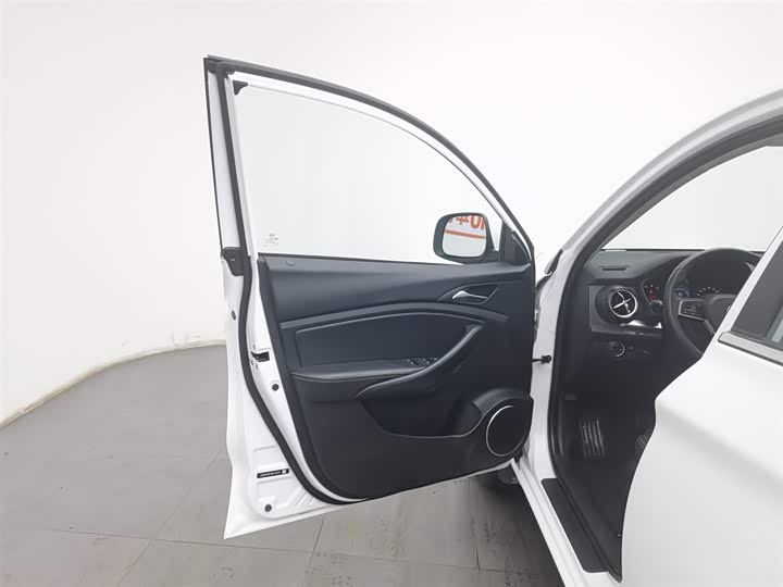 Фото 8 - BYD Song