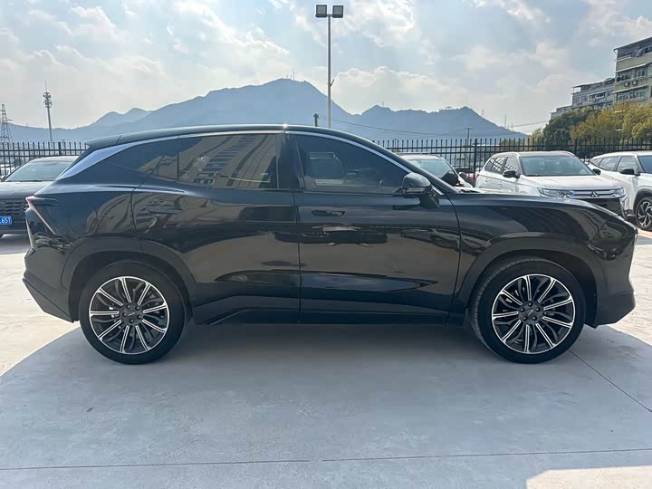 Photo 4 - Jetour Dashing