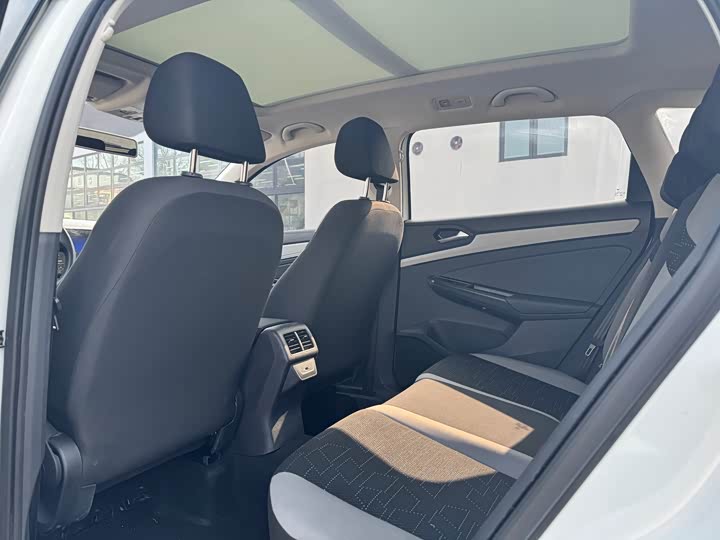 Фото 8 - Jetta VS7