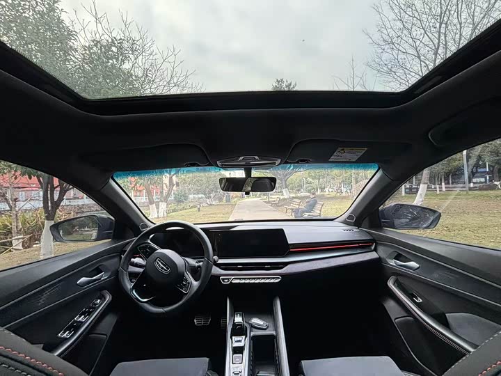 Фото 9 - Geely Binrui