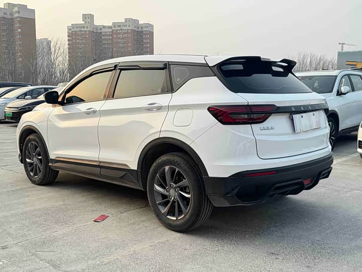 Фото 6 - Geely Coolray