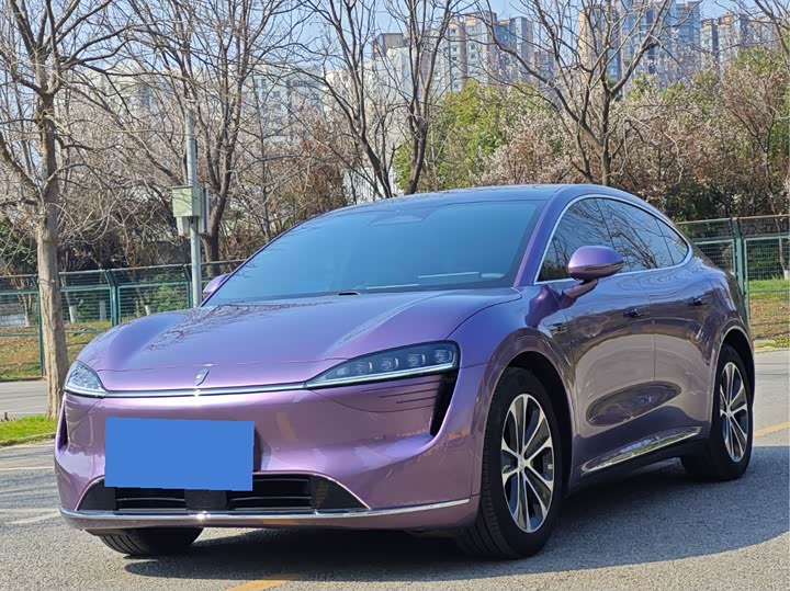 Фото 1 - Luxeed R7