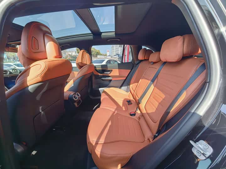 Фото 9 - Mercedes-Benz GLC-Class