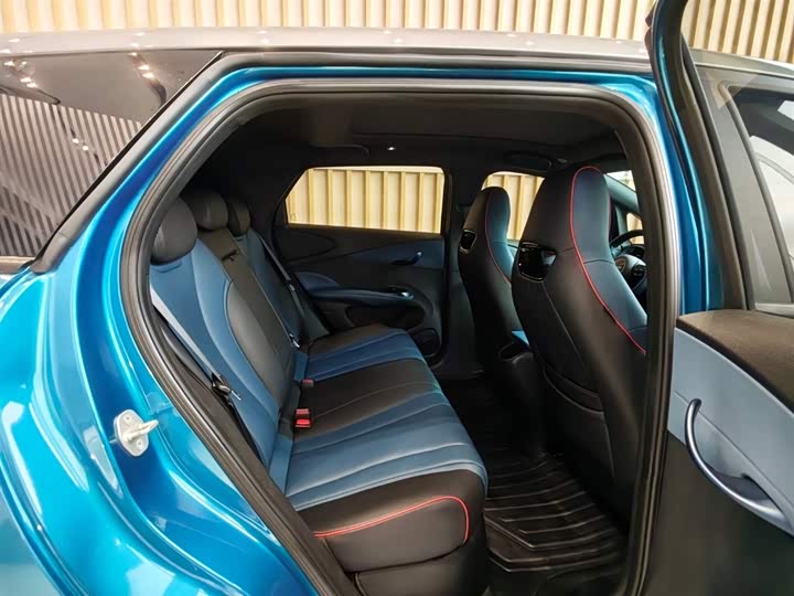 Фото 9 - BYD Dolphin