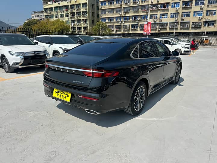 Фото 5 - Geely Preface