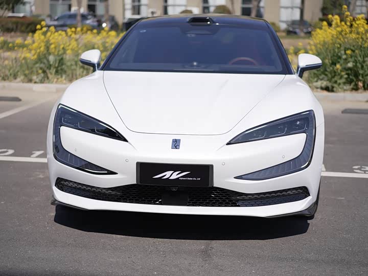 Фото 2 - BYD Yangwang U7