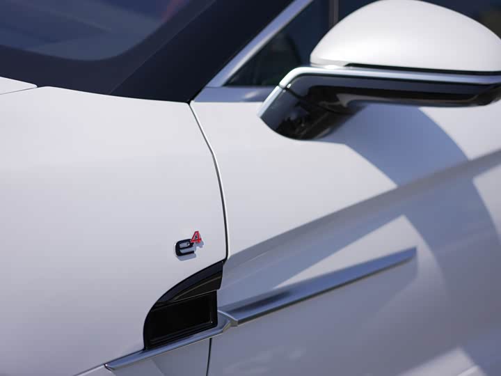 Фото 8 - BYD Yangwang U7