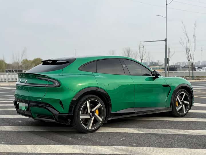 Фото 7 - Xiaomi YU7