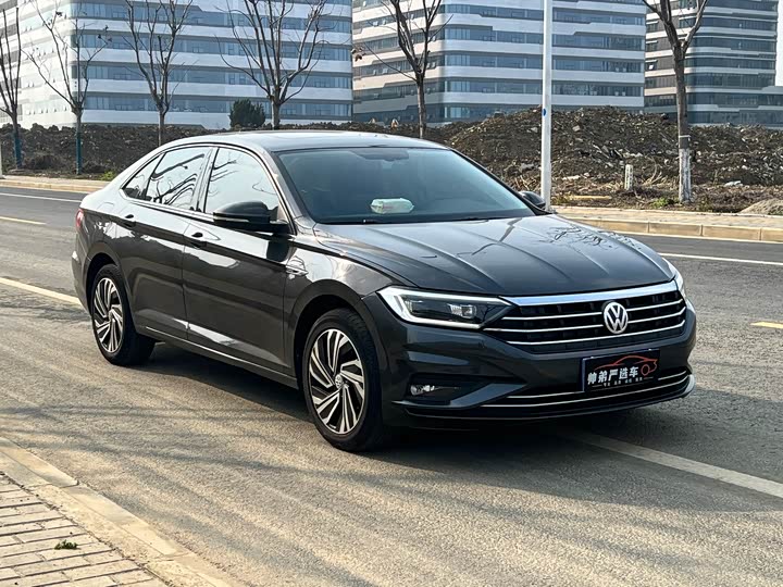 Фото 3 - Volkswagen Sagitar L