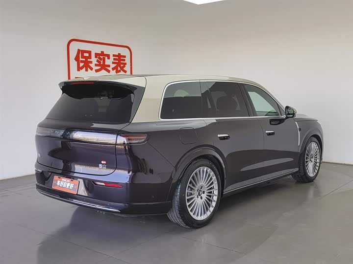 Фото 2 - Voyah Taishan