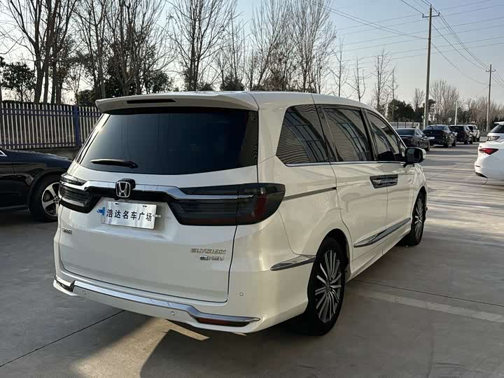 Фото 6 - Honda Elysion
