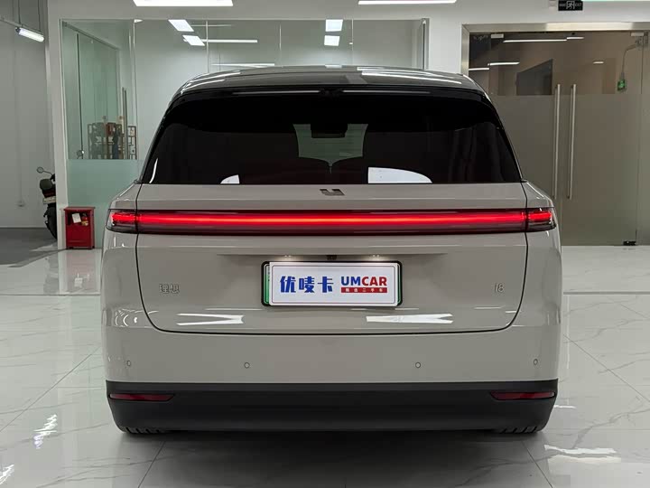 Фото 5 - LiXiang i8