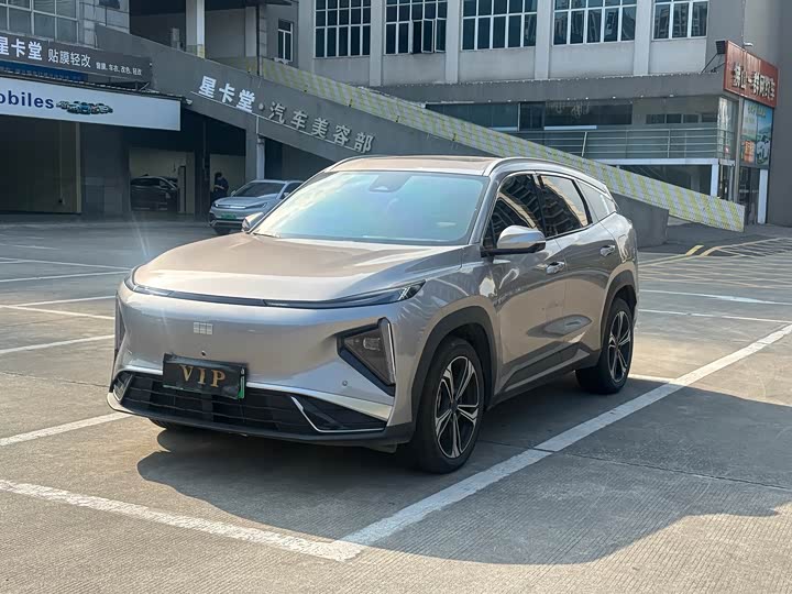 Фото 1 - Geely Galaxy L7