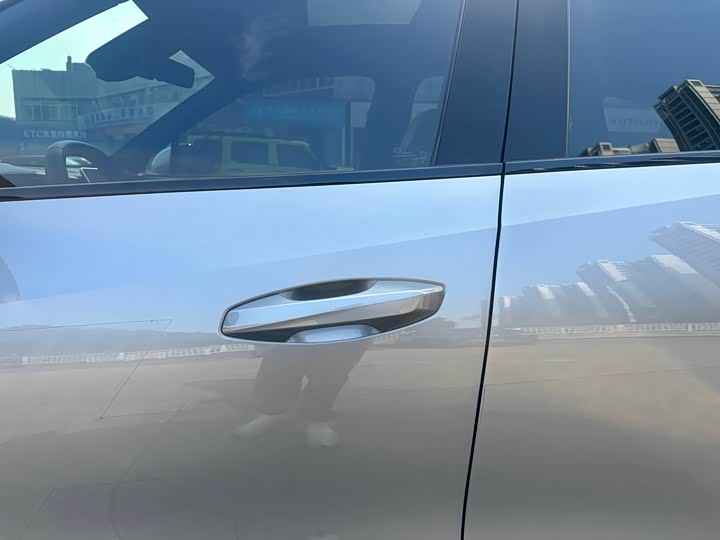 Фото 9 - Geely Galaxy L7