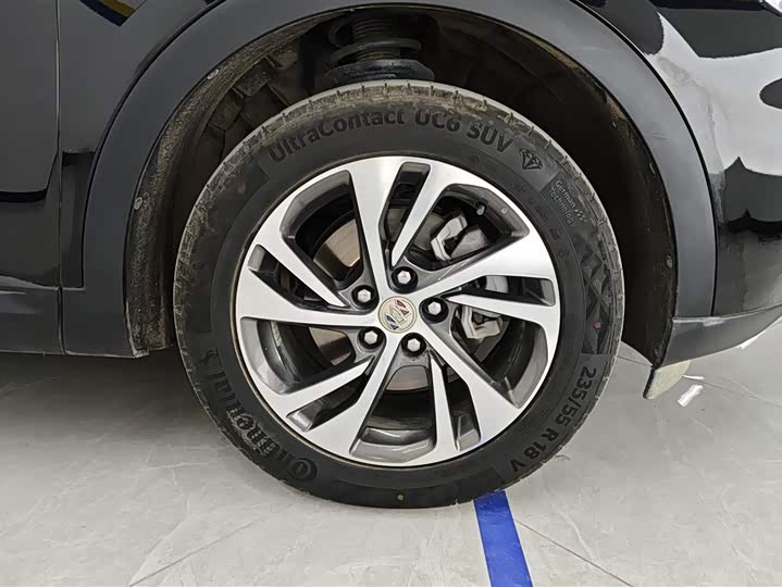 Фото 6 - Buick Envision Plus