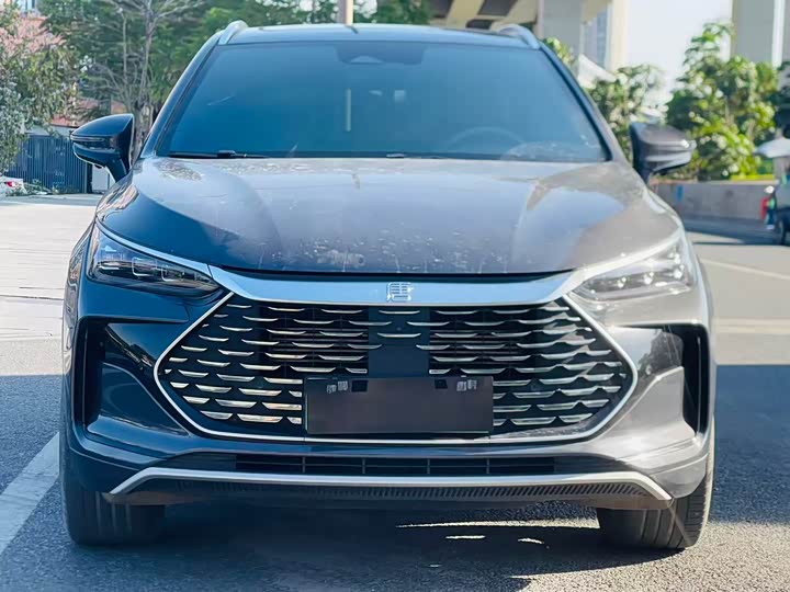 Фото 3 - BYD Tang Hybrid/EV