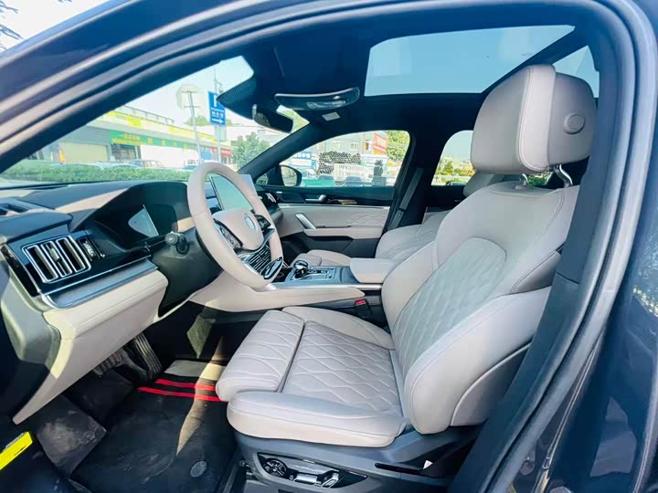 Фото 7 - BYD Tang Hybrid/EV